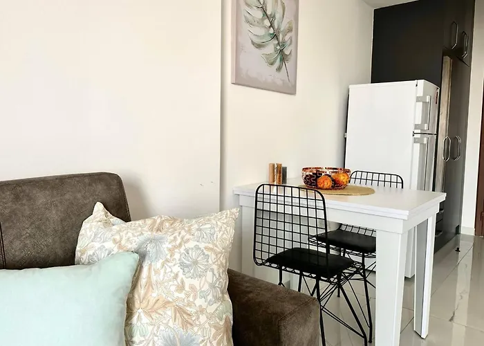 B137 Poseidon With Balcony And Sea View Apartmán *